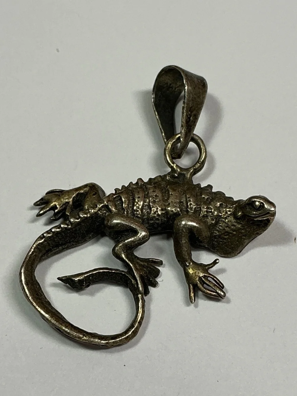 Sterling Silver GECKO 🦎 Pendant. 1 3/8 inches long